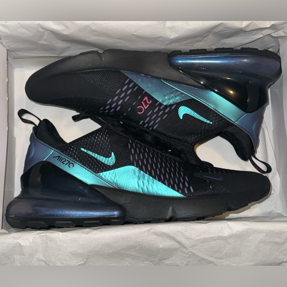 Nike Air Max 270 Throwback Future Men’s Size 13 Black/Laser Fuchsia Like New
